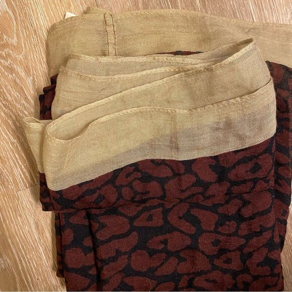 LOFT lightweight Infinity scarf Burgundy beige animal leopard print - Picture 4 of 8